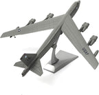 1/200 Scale B-52(Stratofortress) Long-Range Subsonic Jet-Powered Strategic Bomber Diecast Military Aircraft Model Display Model Aircraft for Display Collection or Gift