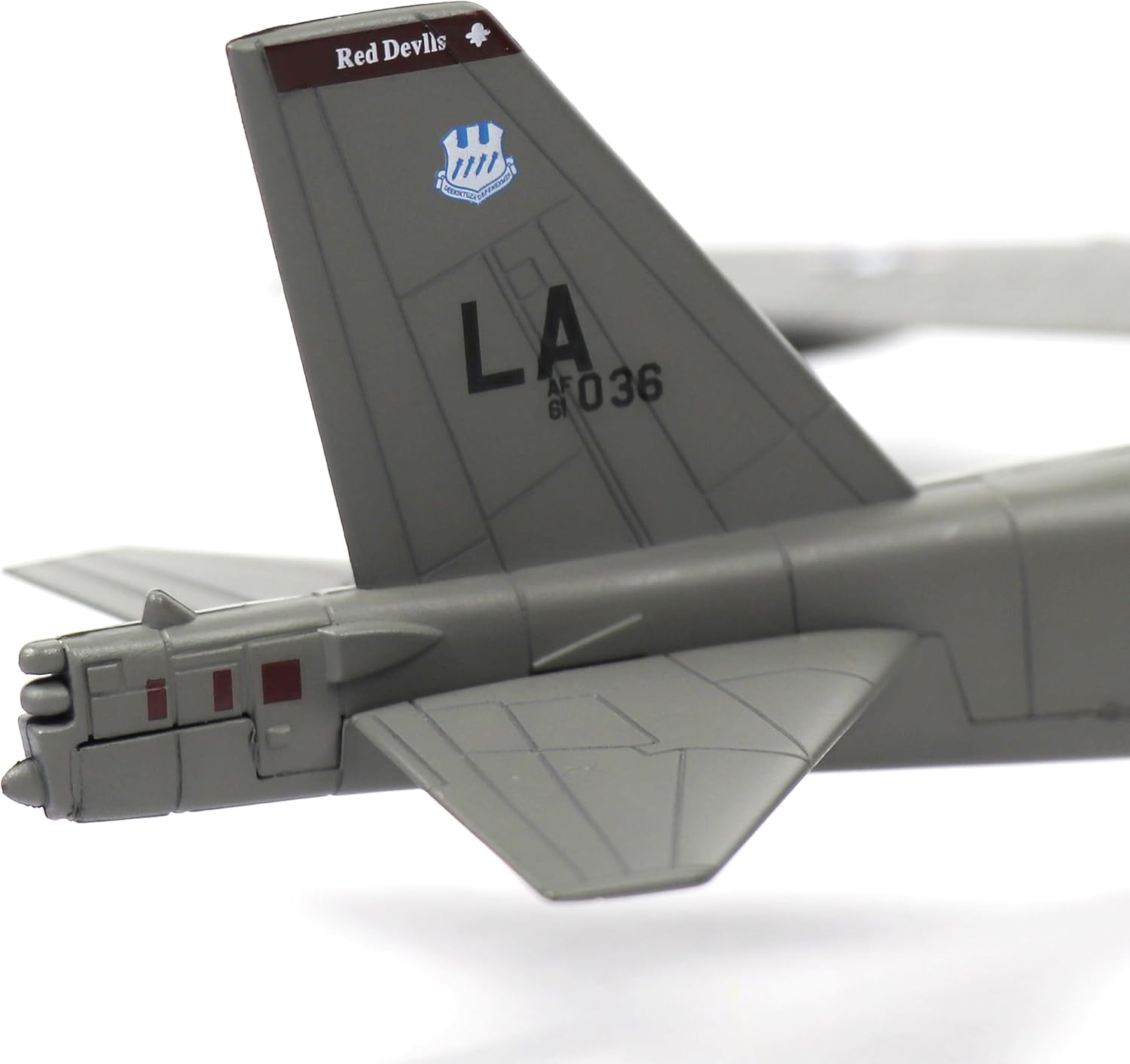 1/200 Scale B-52(Stratofortress) Long-Range Subsonic Jet-Powered Strategic Bomber Diecast Military Aircraft Model Display Model Aircraft for Display Collection or Gift