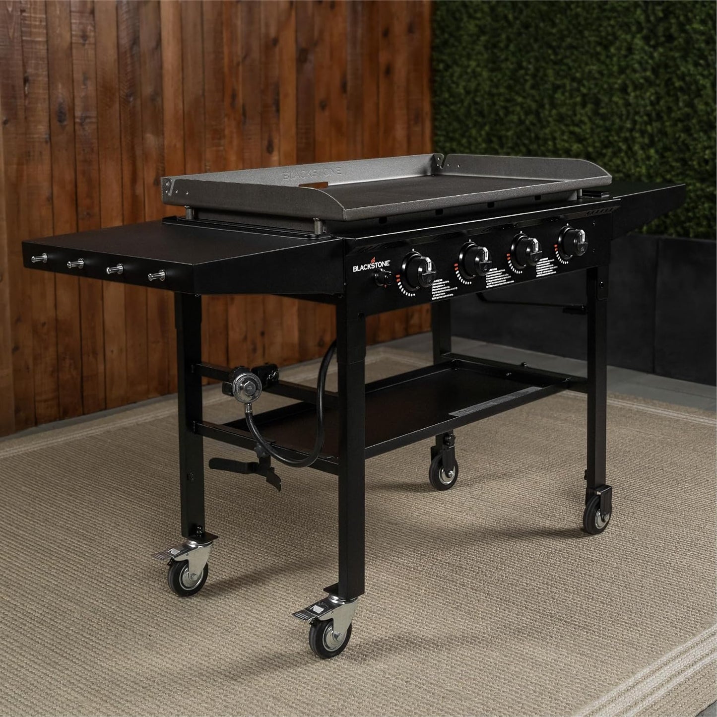 Blackstone 4 Burner Liquid Propane Outdoor Griddle Black