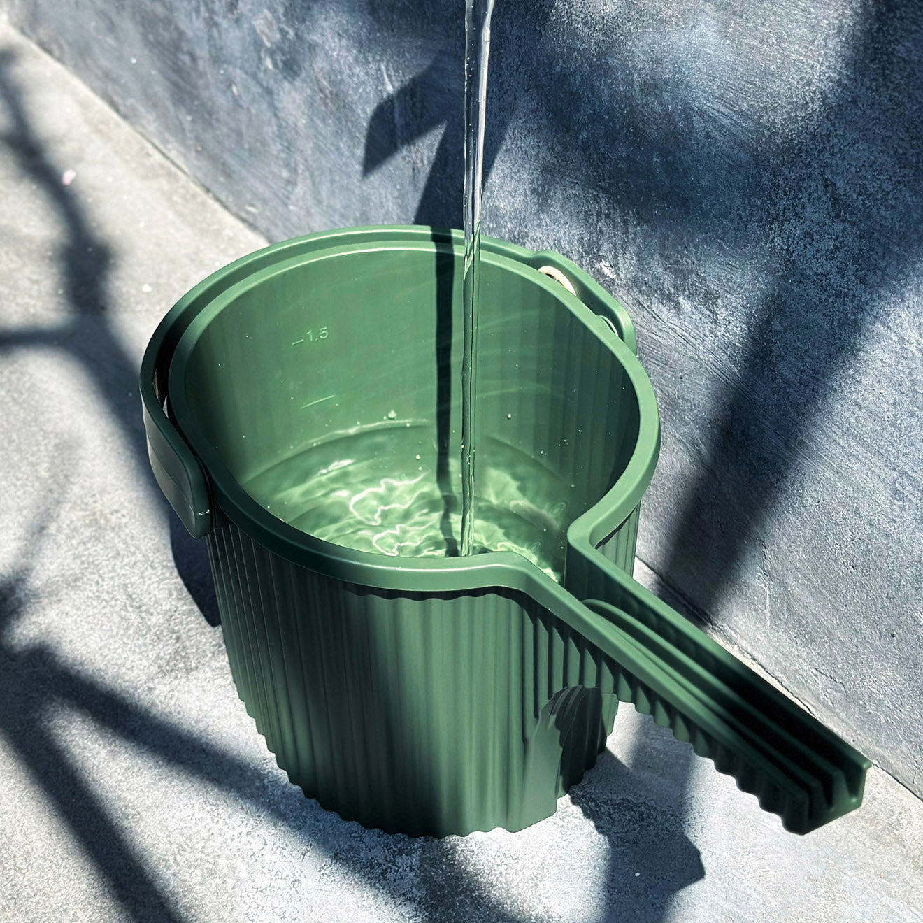 Chilewich 300373-001 Hachiman Garden Watering Can