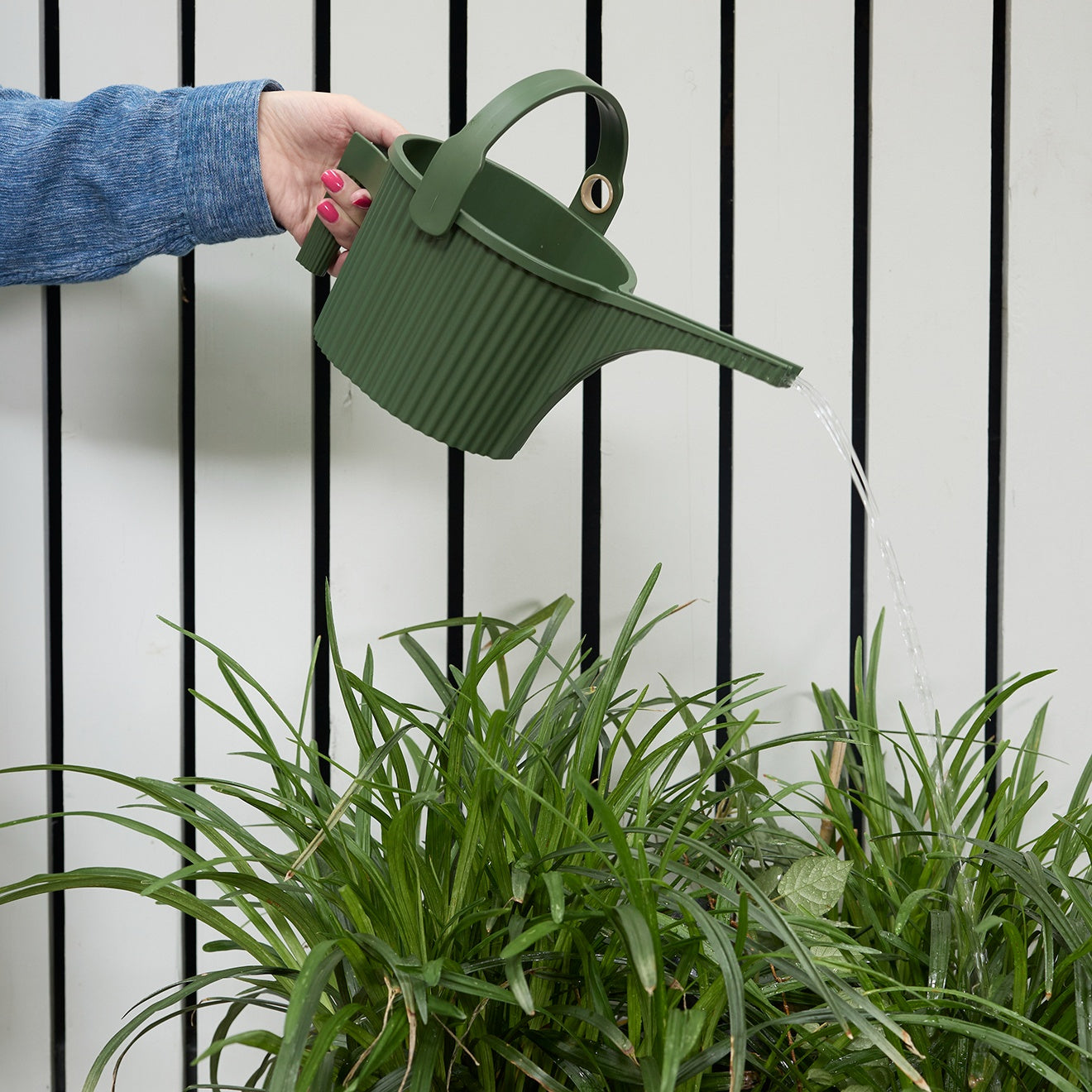 Chilewich 300373-001 Hachiman Garden Watering Can